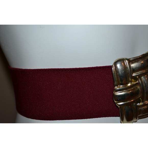 Vintage Belt Oxblood Stretch with Front Basket Gold Medallion - Picture 4 of 5